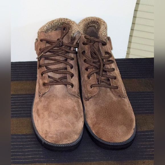 Predictions Leather Collections size 7W wide width Brown Lace Up Ankle Boots - Picture 8 of 10